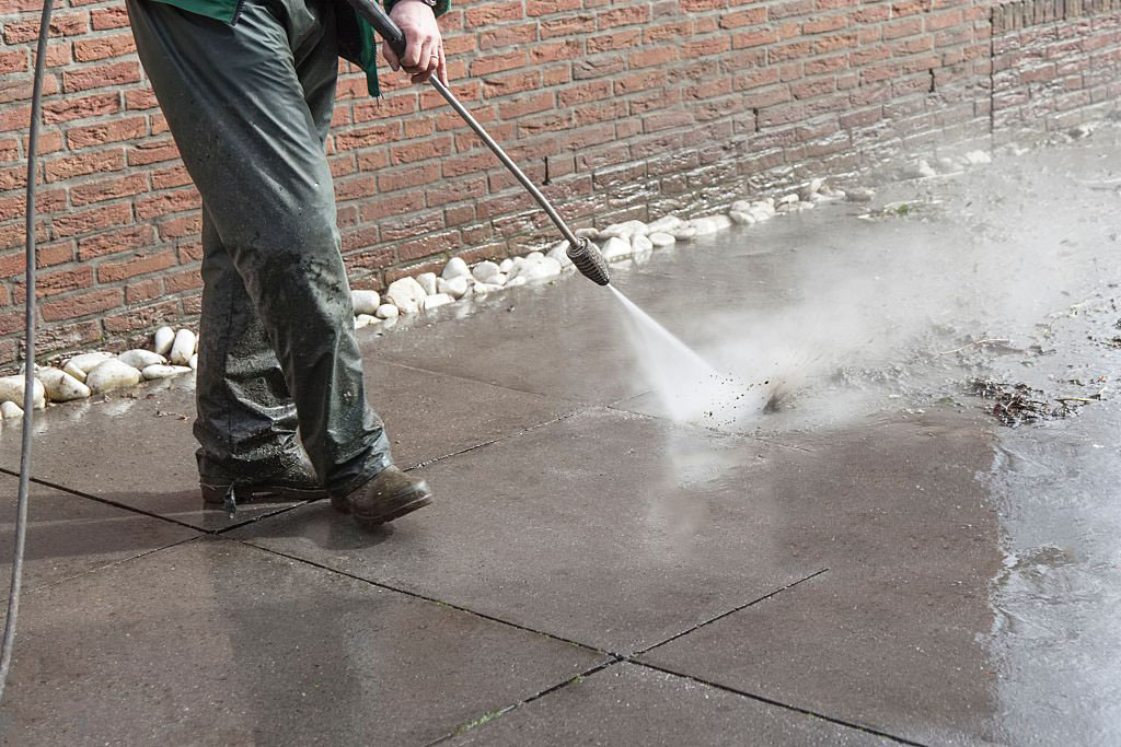 2.2 Commercial pressure washing